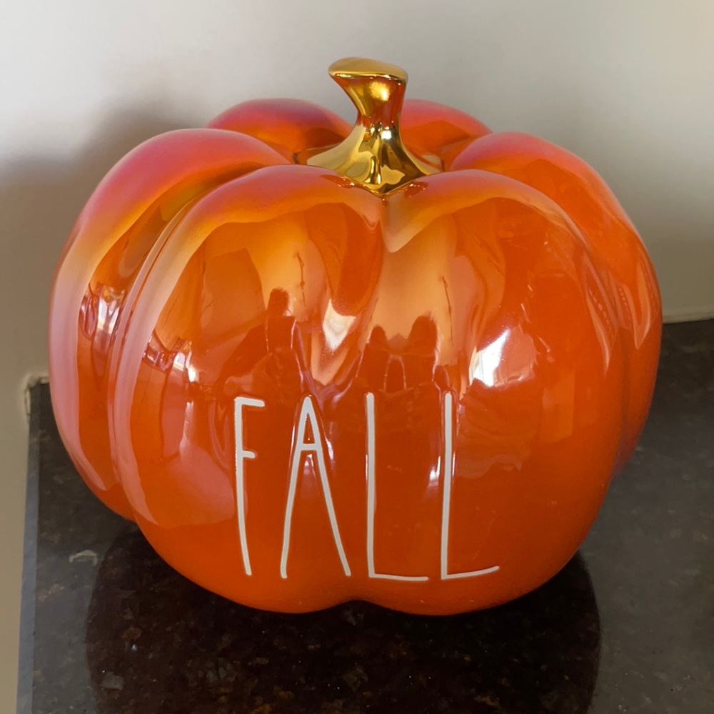 Rae Dunn - FALL - medium pumpkin